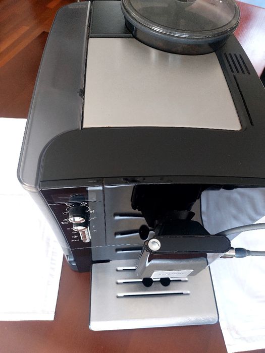 ekspres do kawy siemens  z młynkiem i spieniaczem