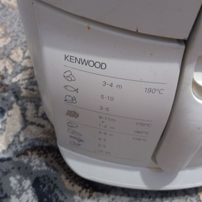 Продам фритюрницю Kenwood
