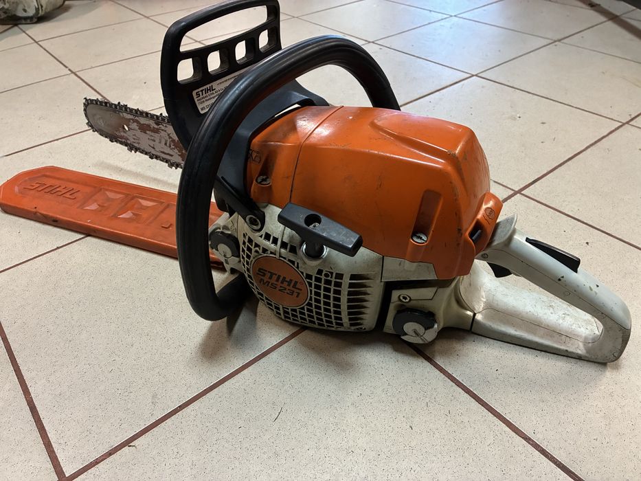 Pilarka spalinowa Stihl MS251 251