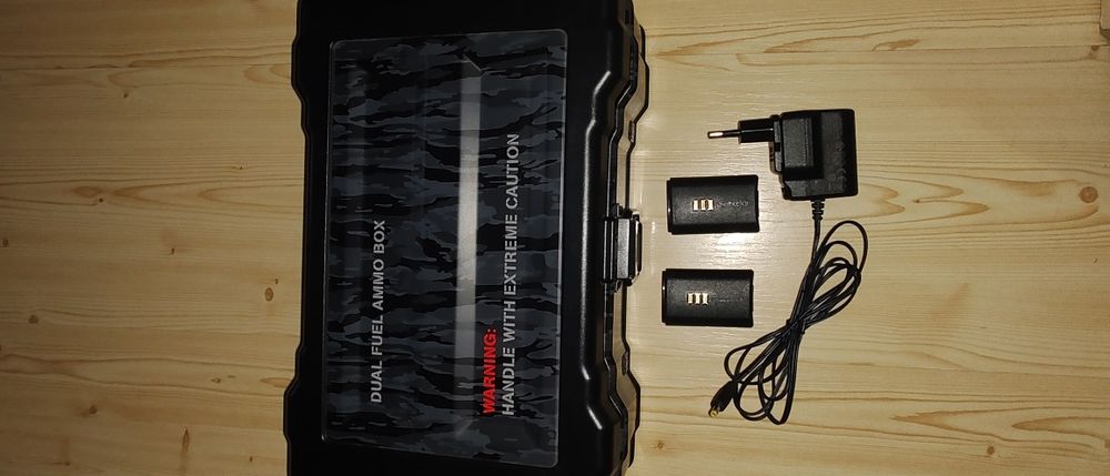 Ładowarka stacja z 2 akumulatorami Xbox 360 ammo dual box fuel gioteck
