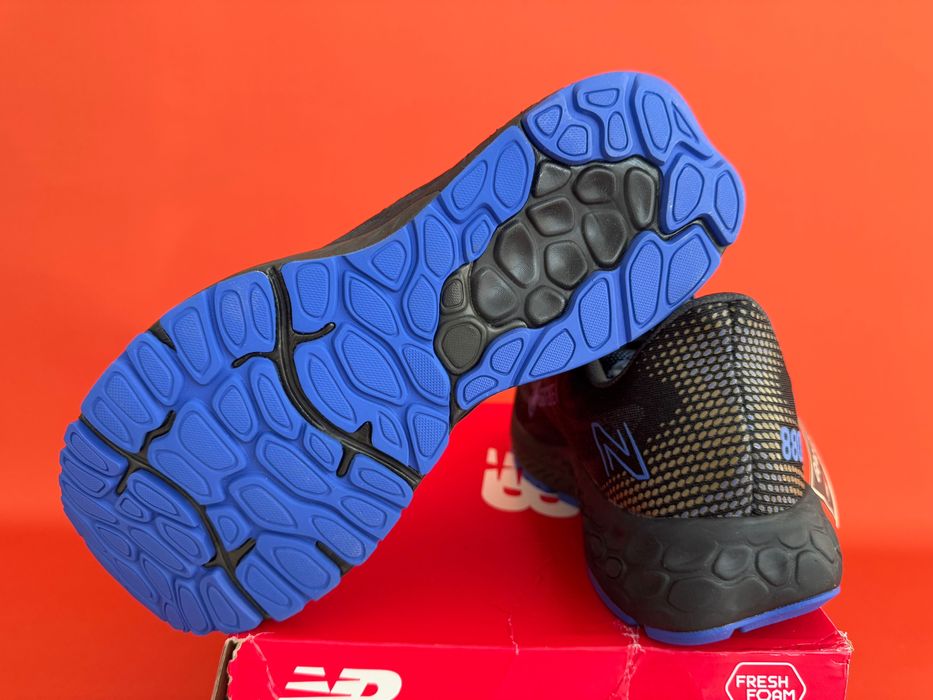 New Balance Fresh Foam 880 Gore-Tex чоловічі непромокаючі кросівки 44
