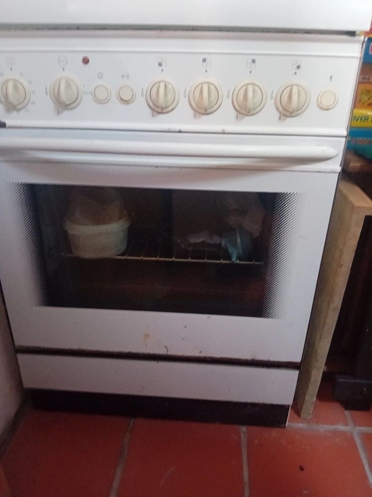 Fogão a gás,  com forno
