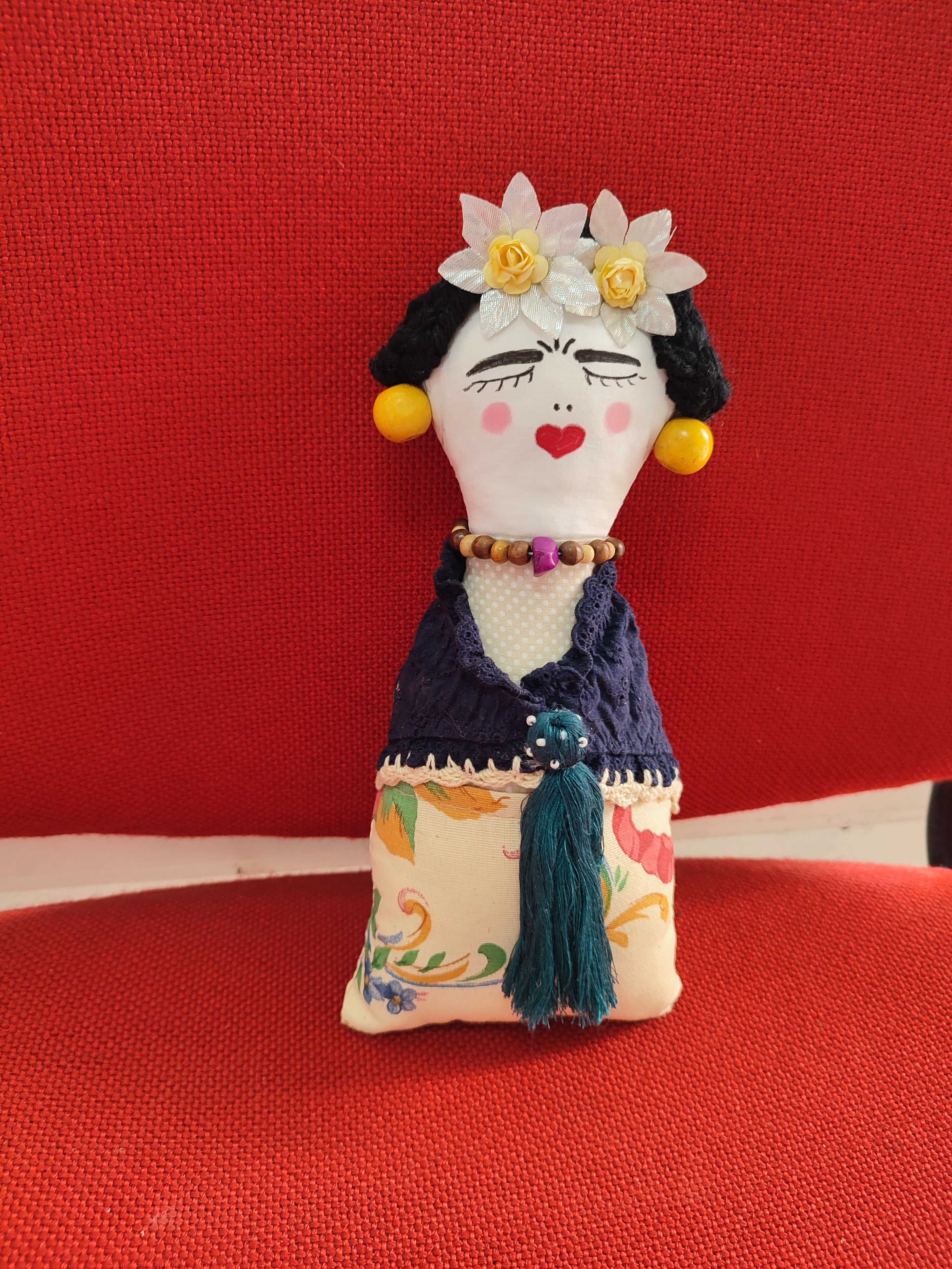 Boneca de tecido Frida kahlo handmade