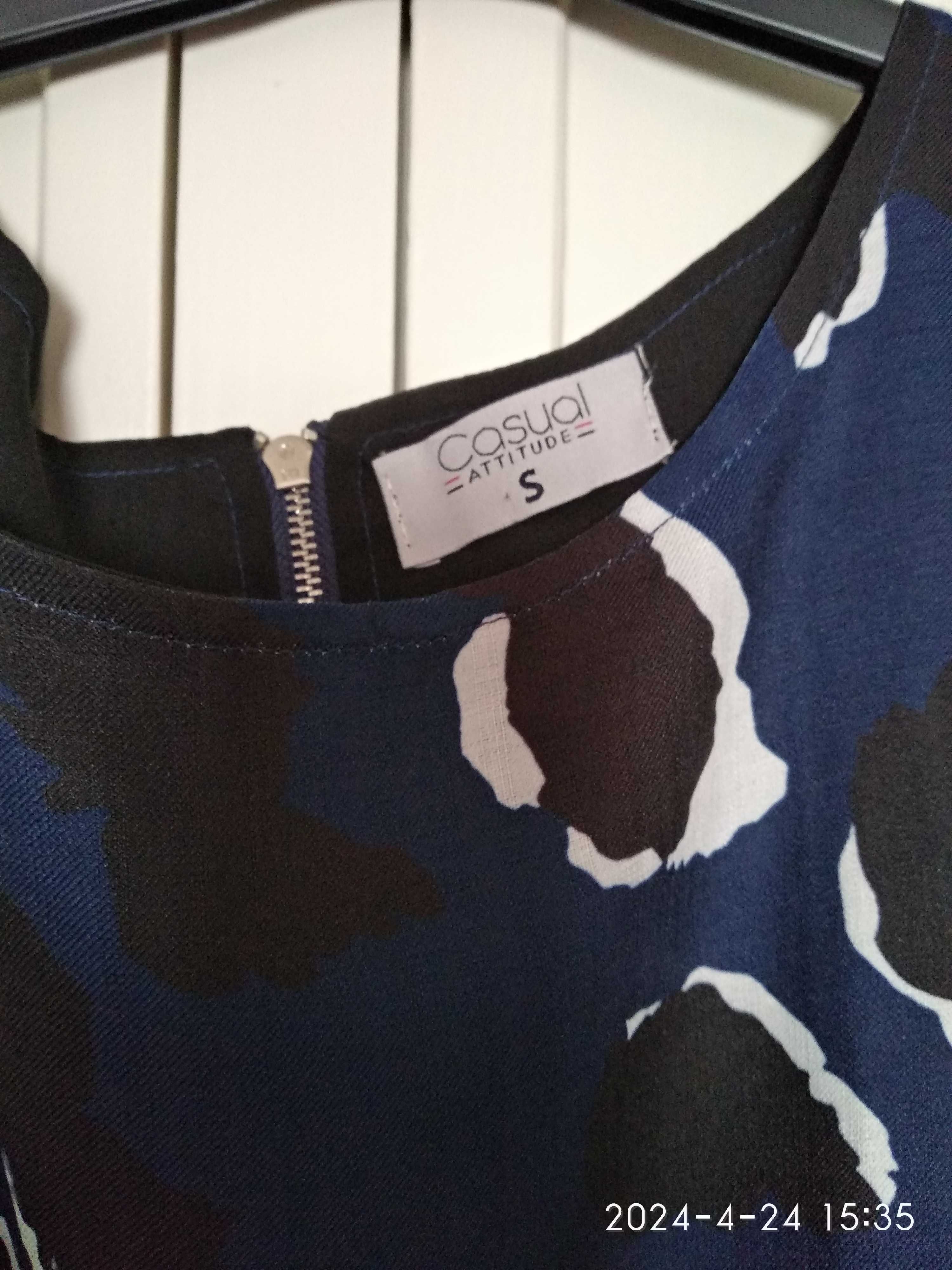 Vestido com pregas e bolsos "Casual"