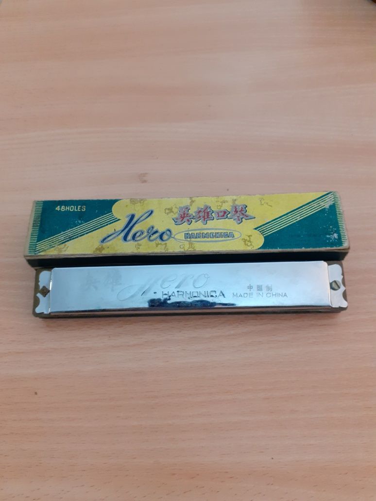 Hero Harmonica harmonijka ustna zabytkowa 48 otworów