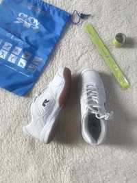 Białe buty sportowe, wygodne wiązane adidasy + worek, odblaski