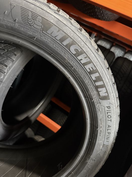 245/40 r18 Michelin 2шт.