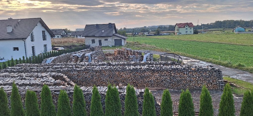 Drewno kominkowe opałowe opał buk dąb grab sosna brzoza  do wędzenia