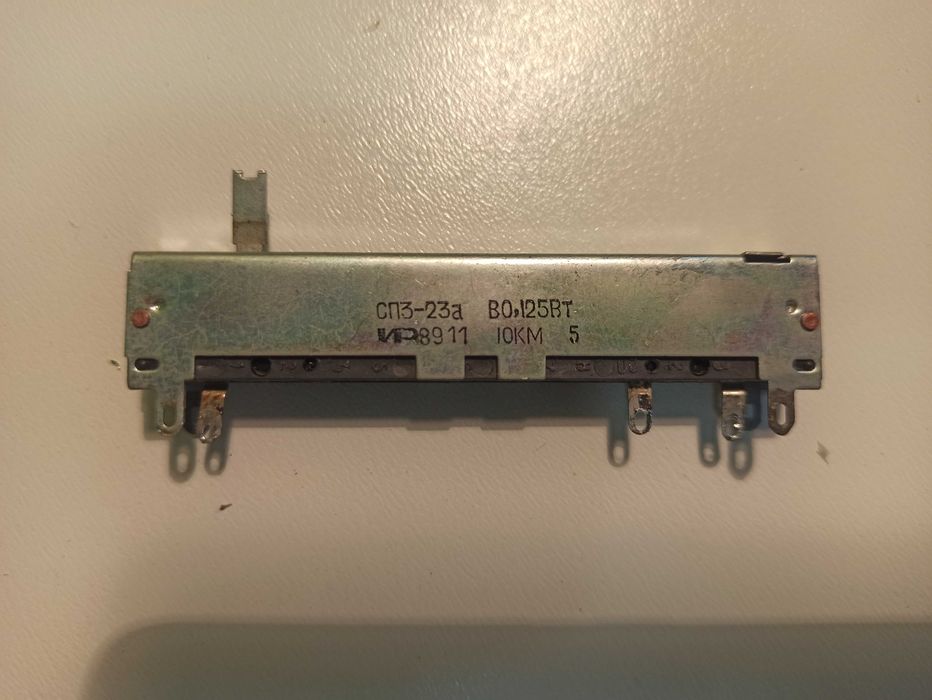 Микшерный пульт Электроника ПМ 03. Разборка.