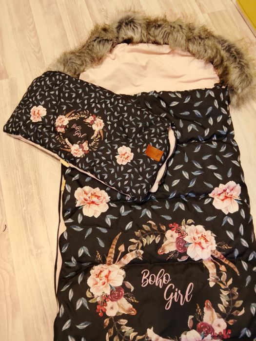 Śpiworek do wózka plus mufka