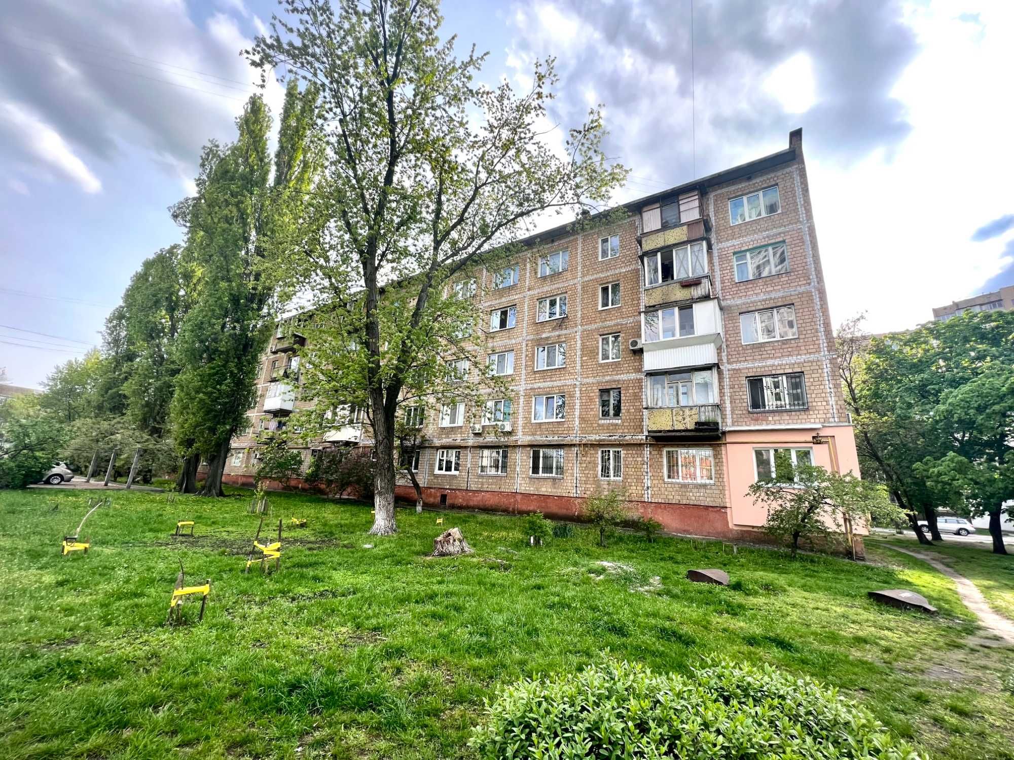 Продаж 2к квартири Сірожупанників (Сєрова), 36, Воскресенка