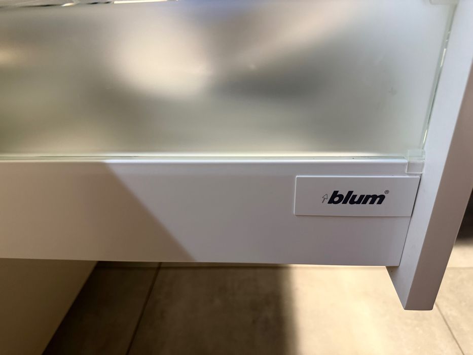 REZERWACJA meble kuchenne w zabudowie ze sprzętem AGD (zmywarka, okap)