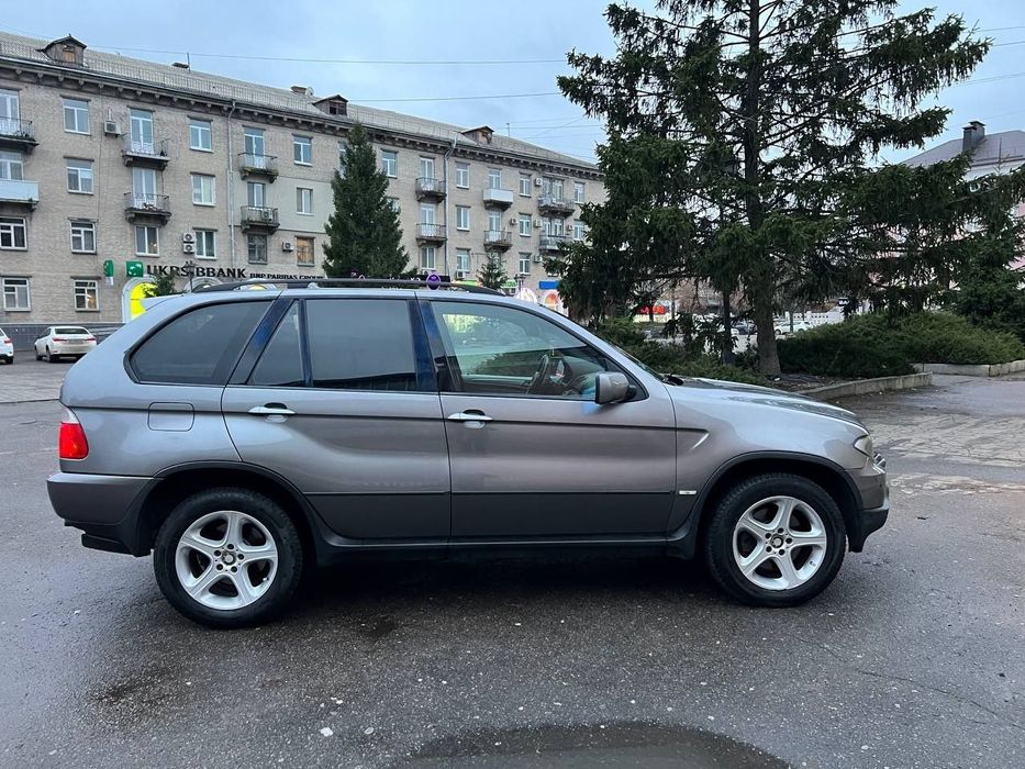 Продам BMW X5 e53 Restayling