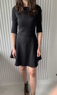 ZARA teksturowana sukienka mała czarna