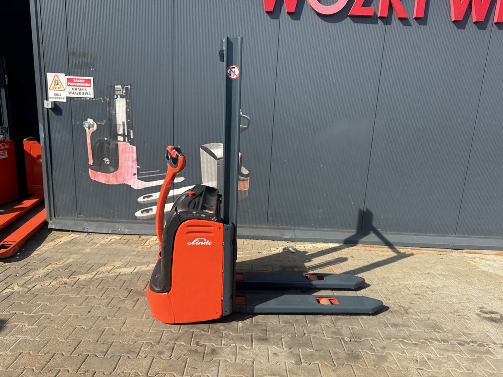 Paleciak elektryczny Linde L 12 150 cm 1200 kg wolny skok wózek