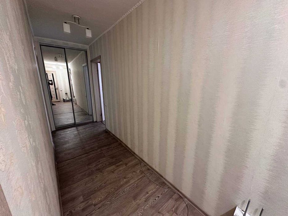 Продаётся уютная  3-комнатная квартира на Красном Камне Коробова 20