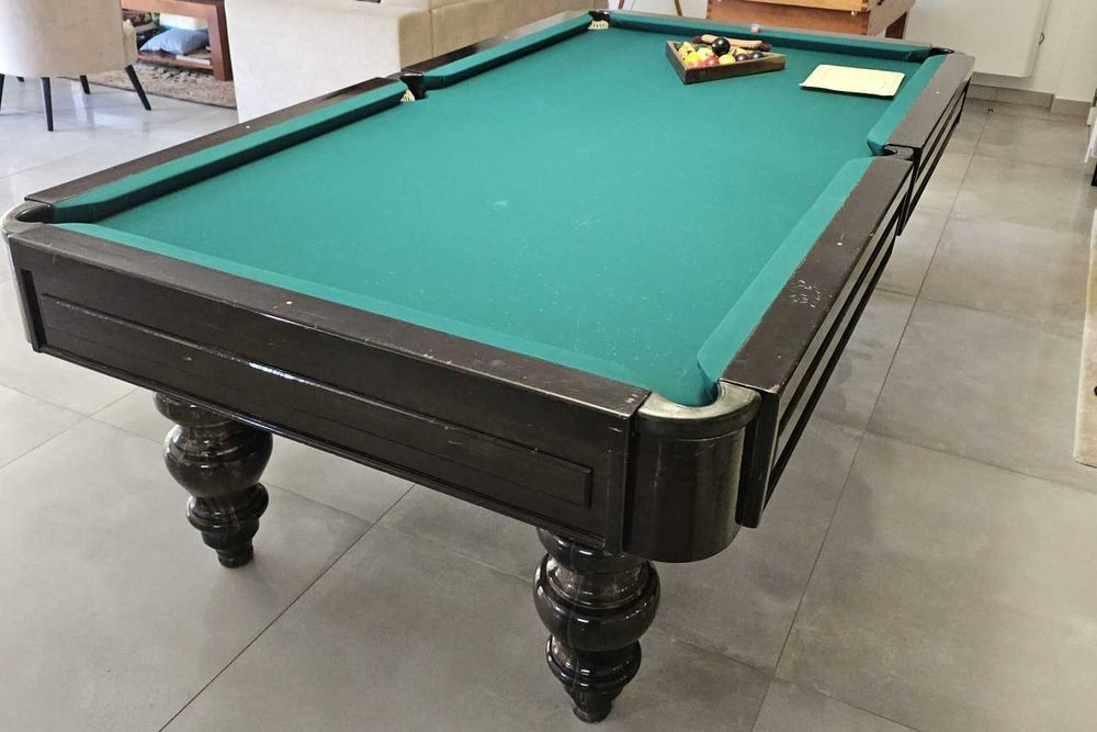 Vende-se mesa de Bilhar Carrinho