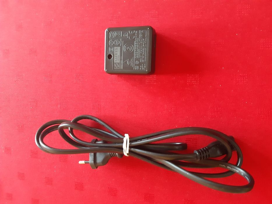 Ladowarka Olympus TG-850 oryginal