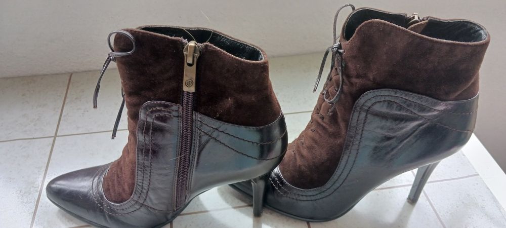 Botas t 36,9€,pele