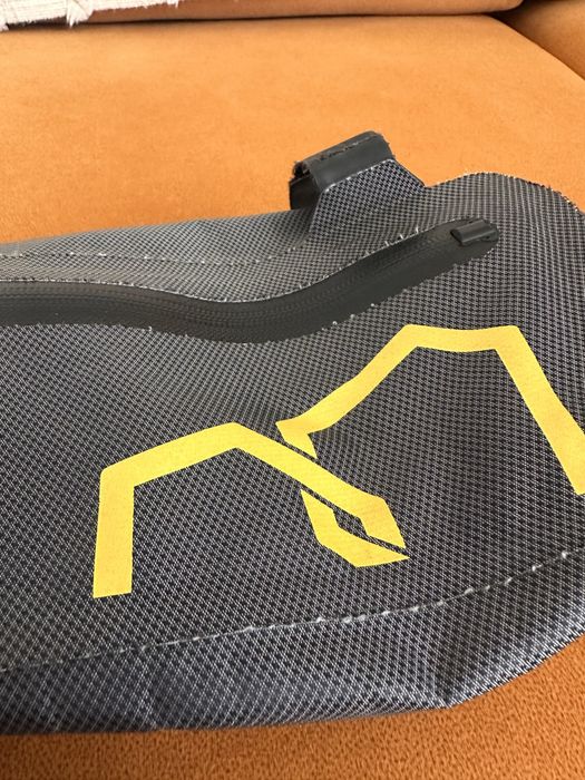 Apidura expedition 4,5 L  torba pod rame