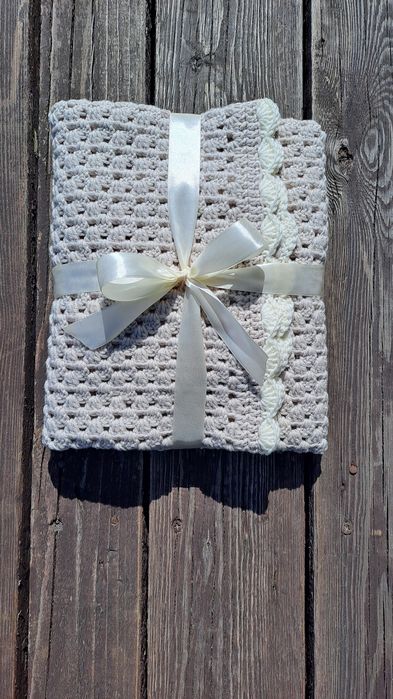 Kocyk dla noworodka, handmade na szydełku, merino, prezent na chrzest