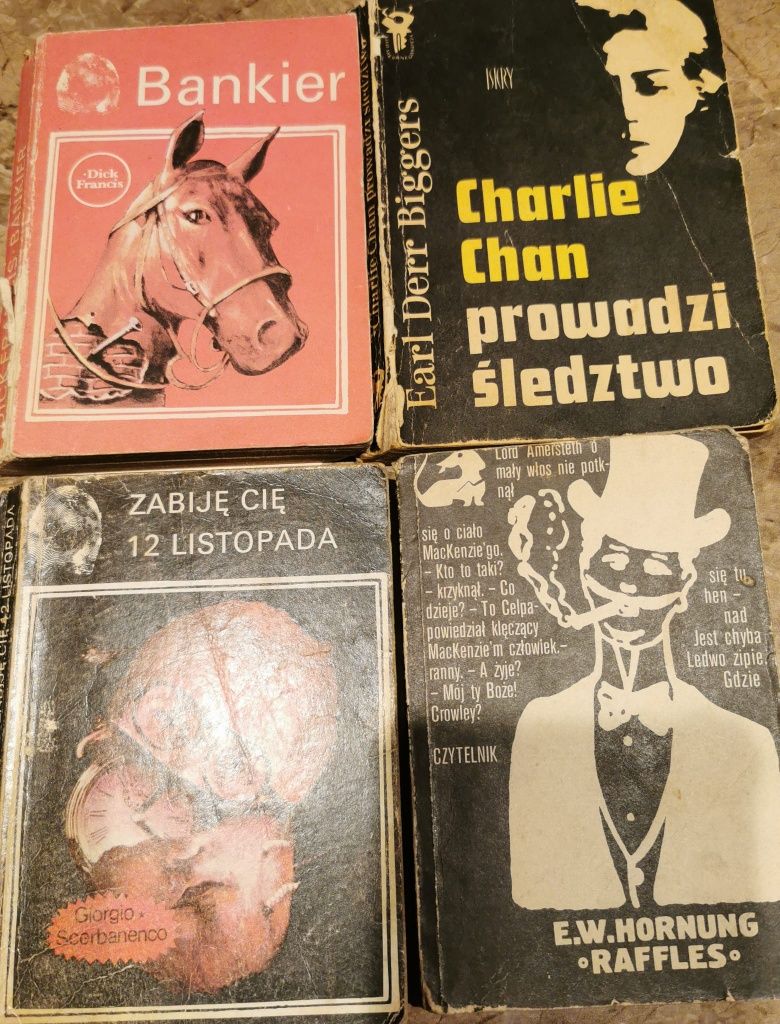 Bankier-Dick Francis, Charlie Chan prowadzi śledztwo-Earl Derr Biggers