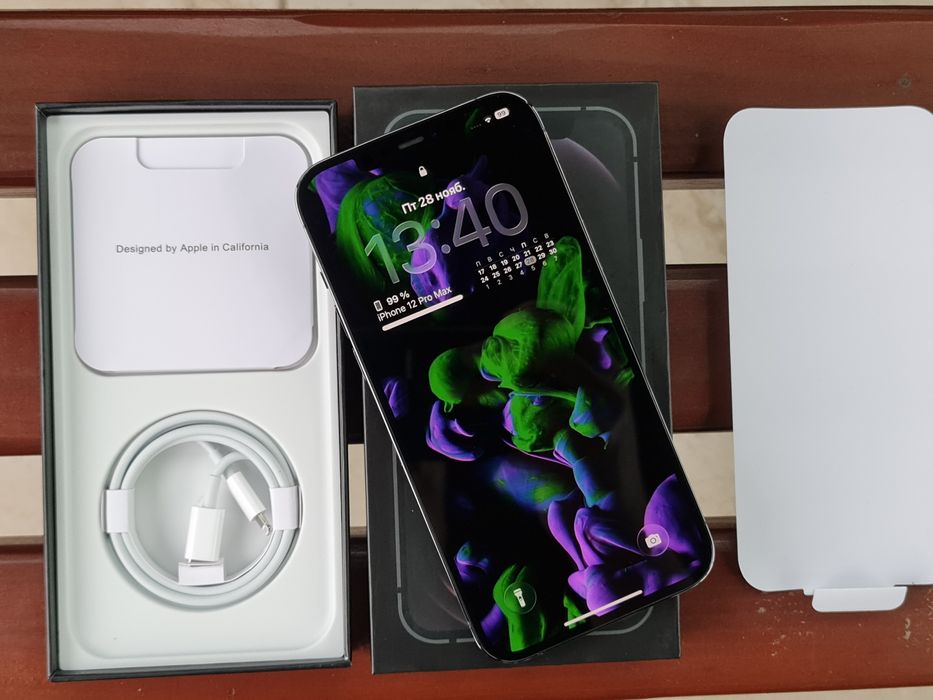 iPhone 12 Pro Max Graphite,идеальное состояние.