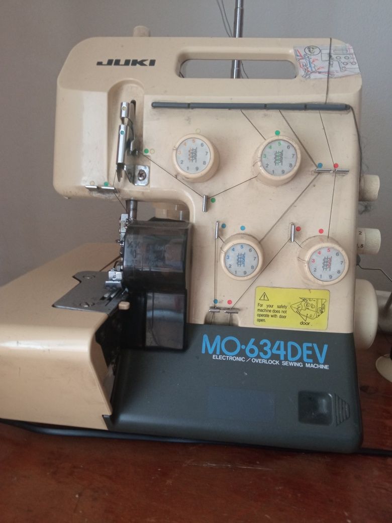 Overlock Juki MO 634DEV