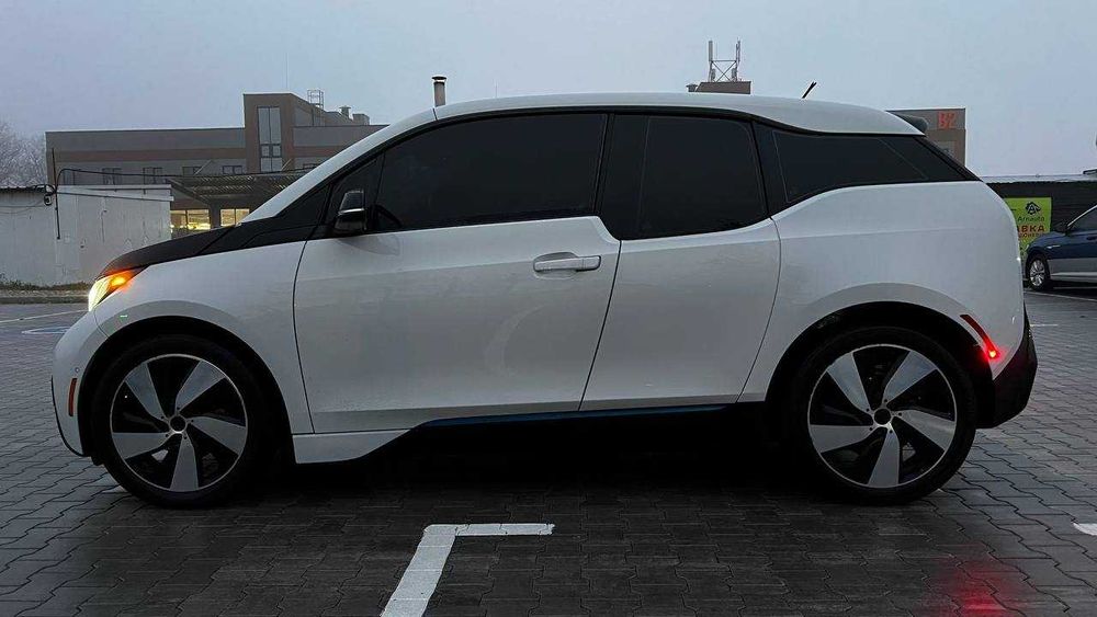 BMW I3 2017 (Розстрочка / Лізинг)