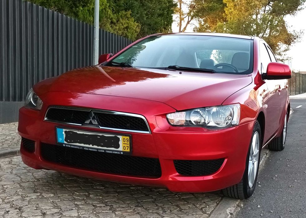 Mitsubishi Lancer 1.5 gasolina, 2009, só 121.800 Km. Excelente.