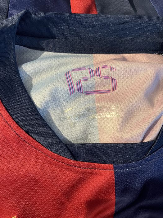 strój pilkarski barcelona