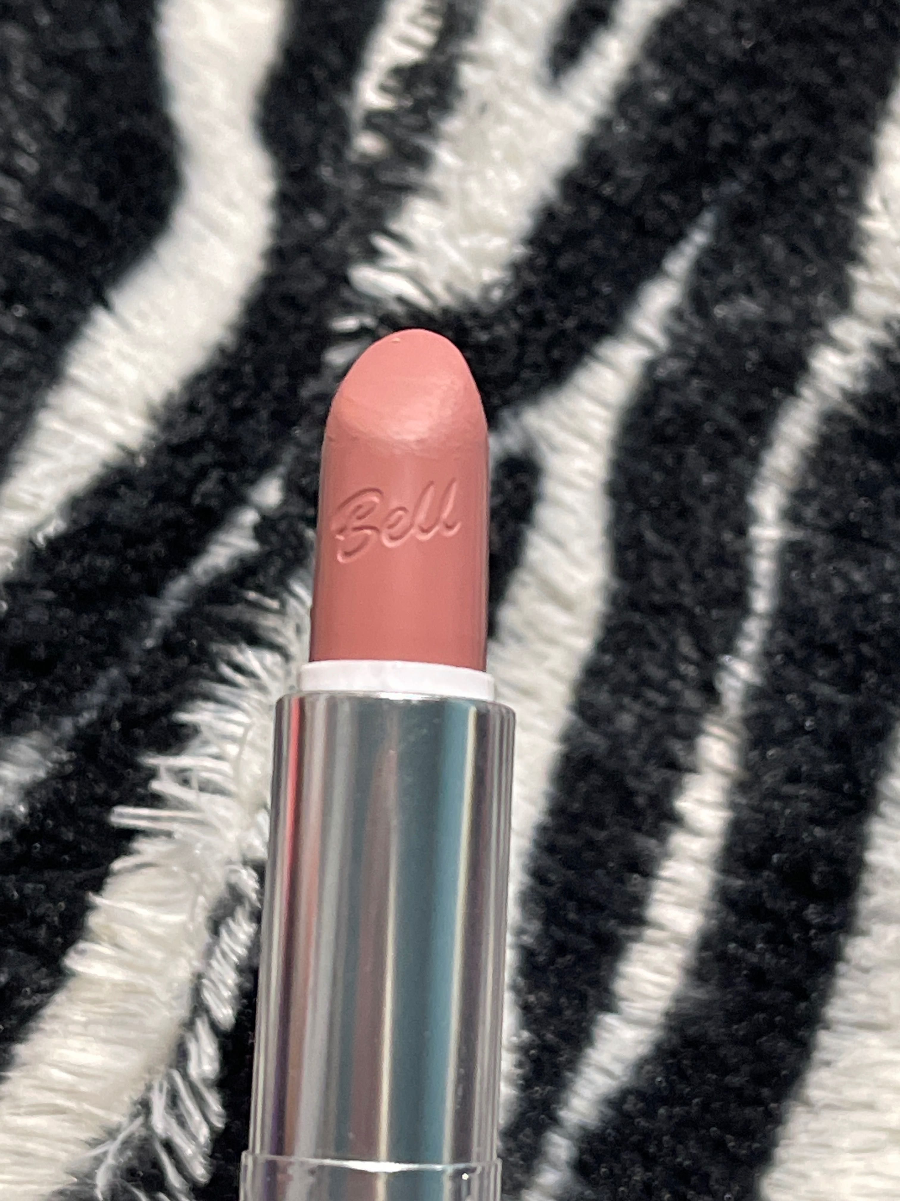Pure Matt Lipstick - szminka Bell - używana