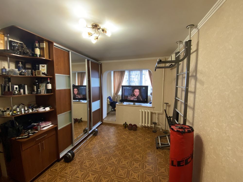 Продам 2х комнатную квартиру в Покровском районе
