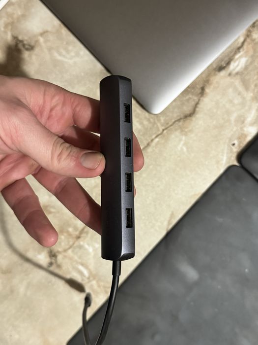 MacBook Pro 13”, 2018 Touch Bar, i7, 16/512