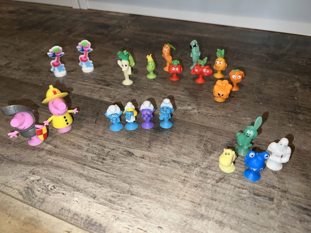 Zabawki kolekcjoner przyssawki warzywa smurfy George Peppa zwierzęta