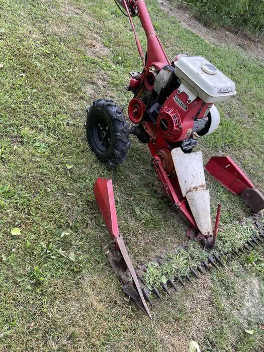 Traktorek jednoosiowy Glebogryzarka  Dzik Honda fs 50 F560 8Km