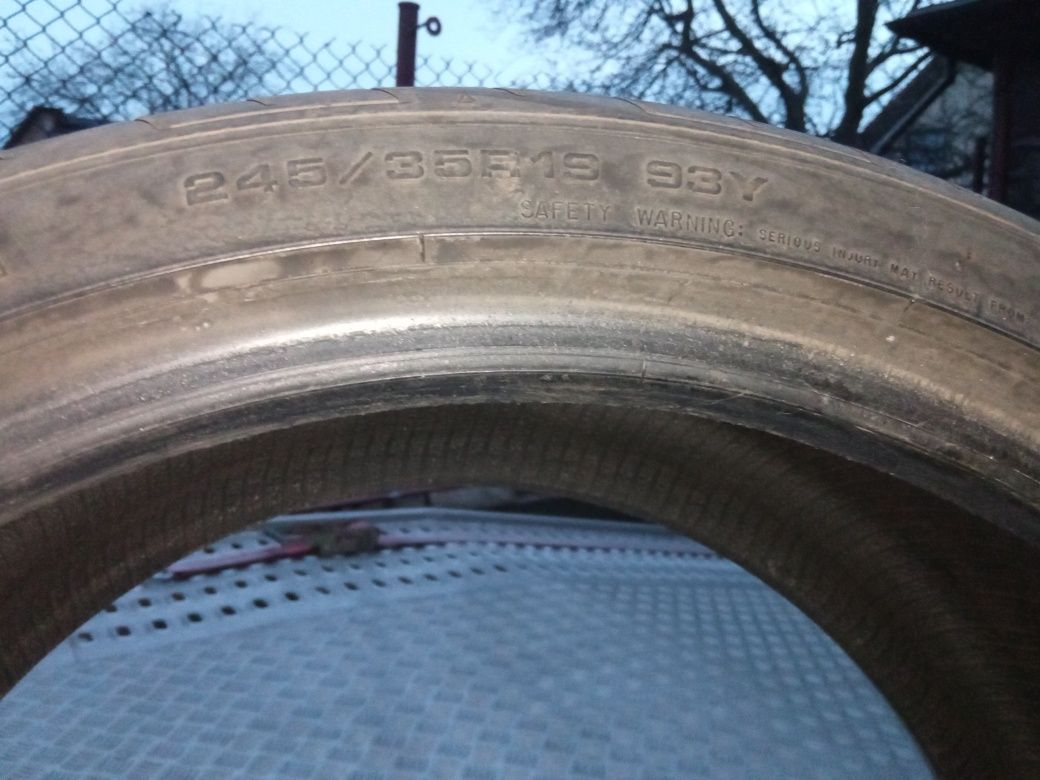 Sprzedam opony 245x35r19 3 szt