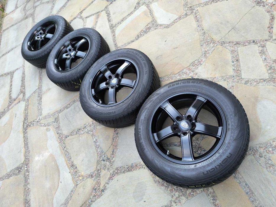 Alufelgi 17 5x114.3 opony zimowe 225/65R17 Kia Renault Mazda Toyota it