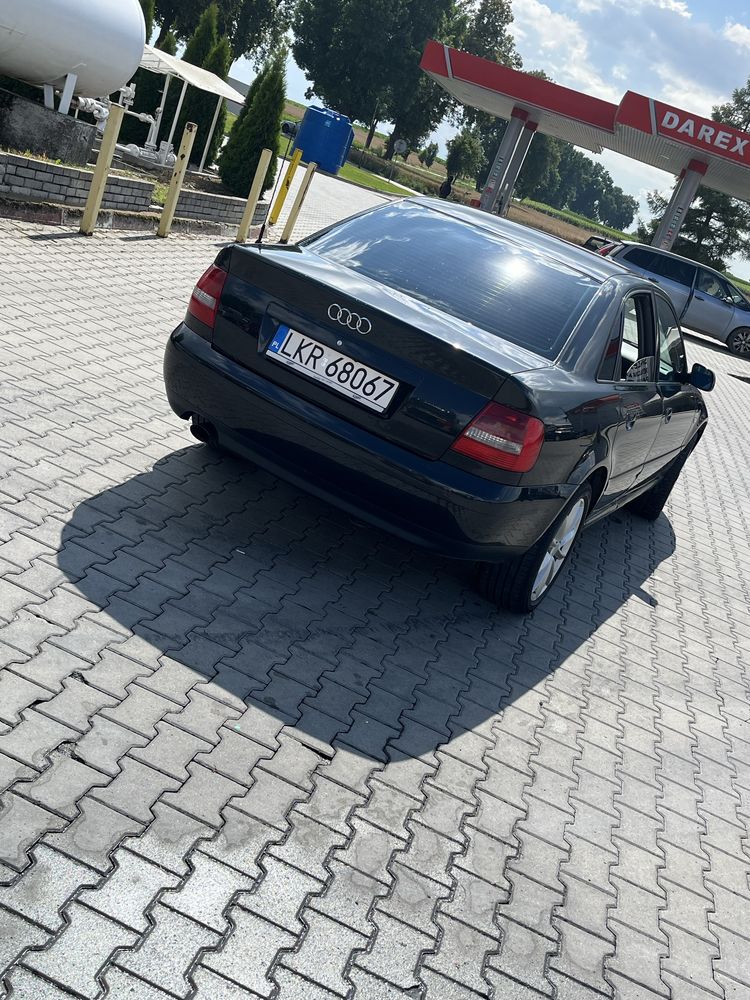 Audi A4 B5 1.8 benzyna |Climatronic | Alufelgi  | zdrowa |