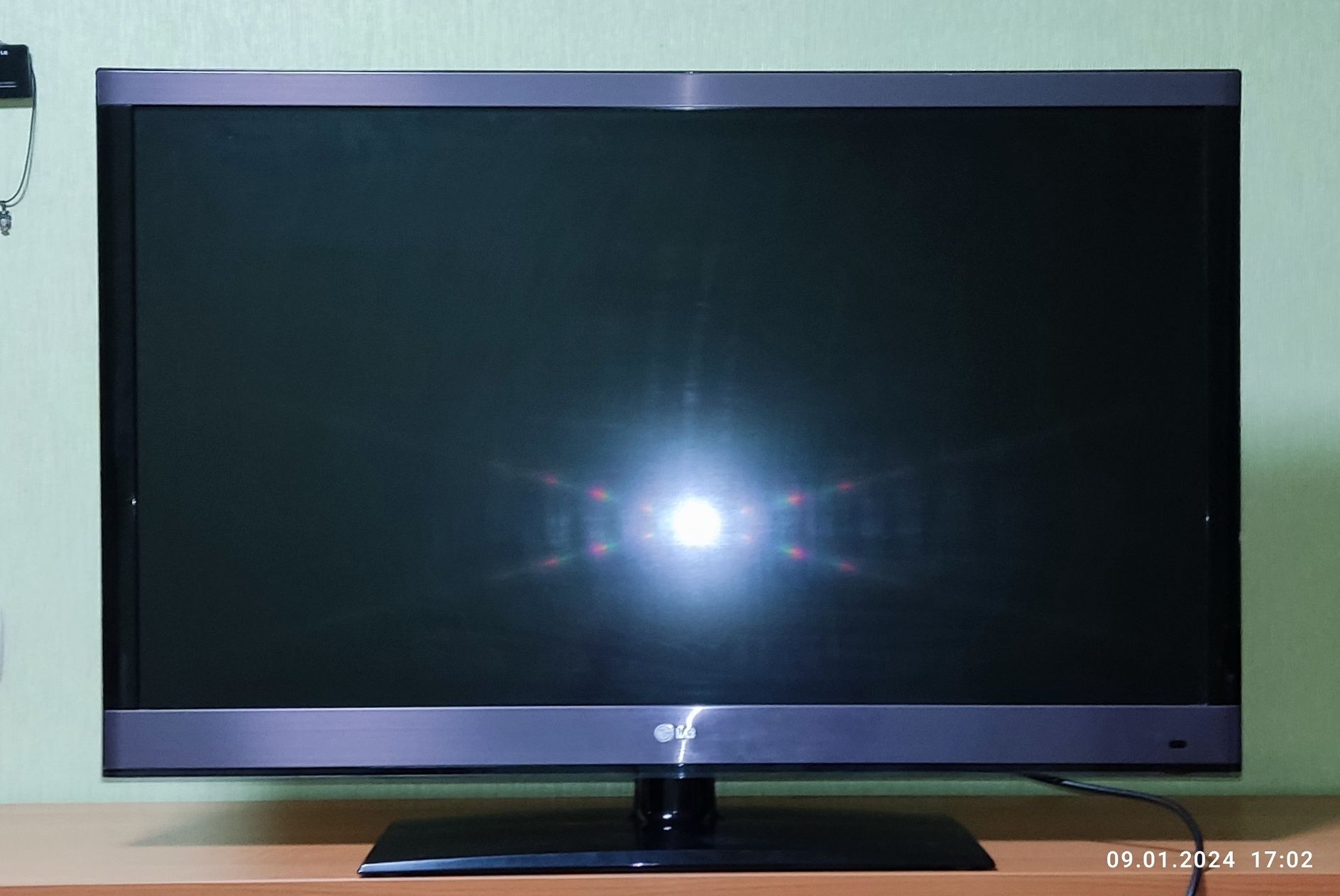 Телевізор LG 42LV571S, матриця LC420EUF(SD) (A1)