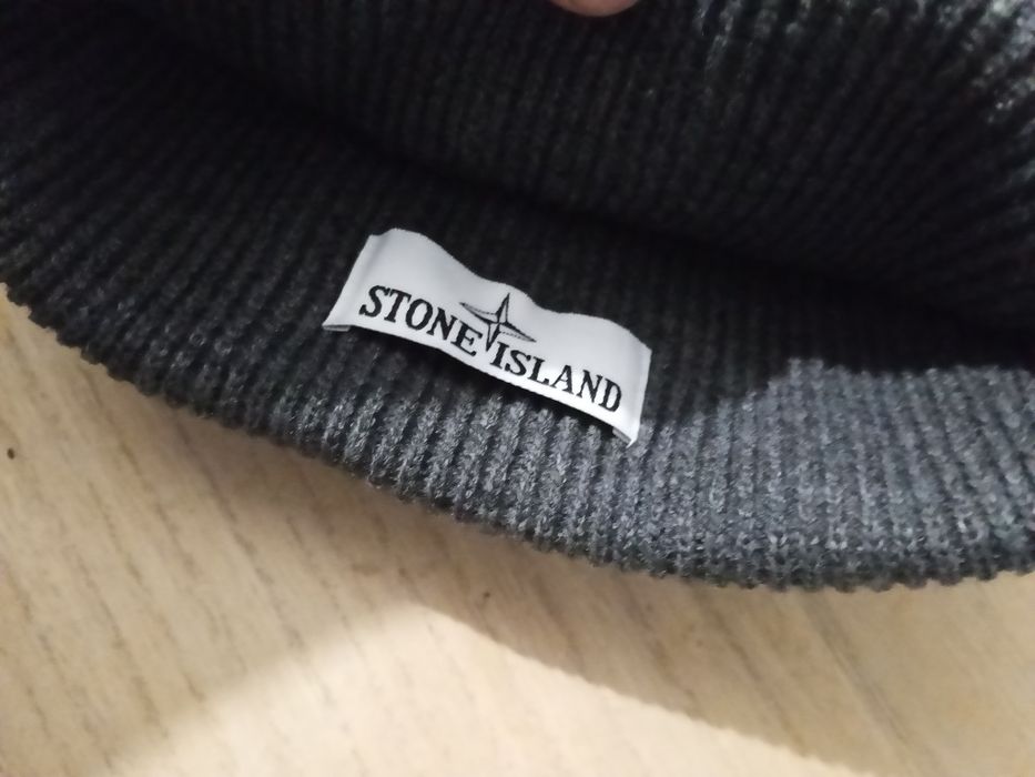 Czapka szaro/czarna stone island