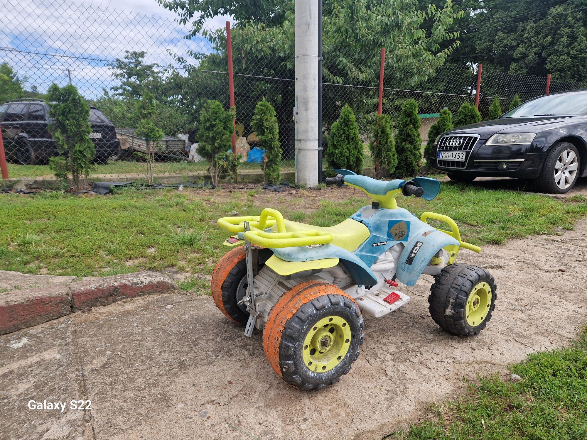 Quad firmy Peg perego