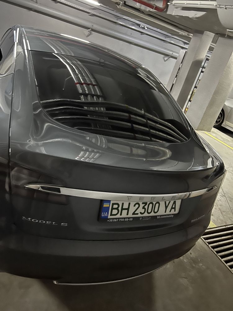 Продам Tesla model S