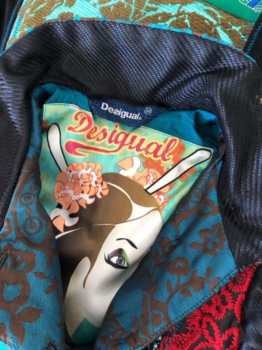 Casaco deslumbrante da Desigual