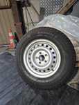 Koło zapasowe do przyczepy kempingowej 185R14C 5x112 22r
185r14C opona