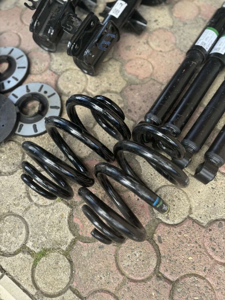 Амортизатори стійки пружини TRANSPORTER