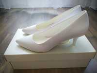 Nieużywane buty Witt białe slubne  37  Powystawowe 205 czółenka