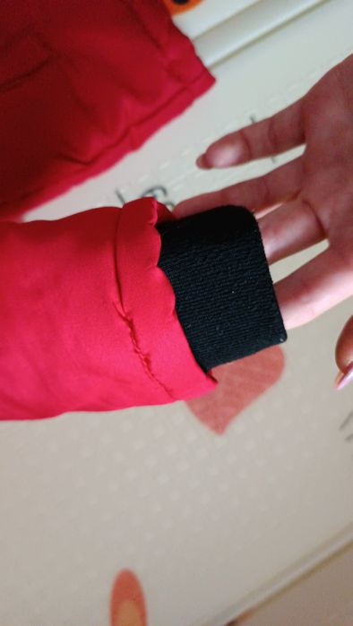 Зимова ( рання весна, холодна осінь) куртка 74 розмір в гарному стані