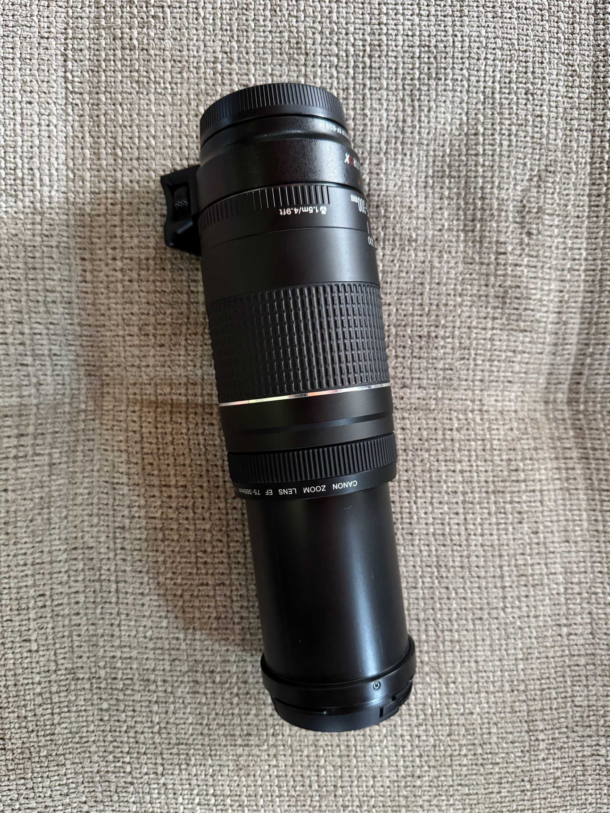 Lente Canon EF 75-300mm