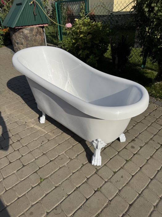 Ванна акрилова на левових лапах 155 см (00209+)